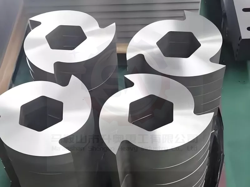 Video of Our Dual-Shaft Shredder Blades
