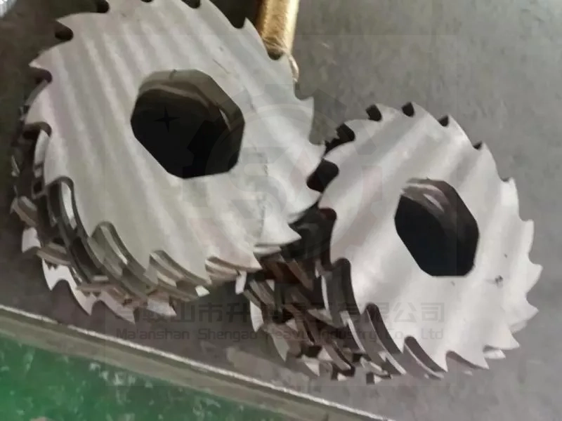 Video: Ultimate Test of Industrial Shredder Blades