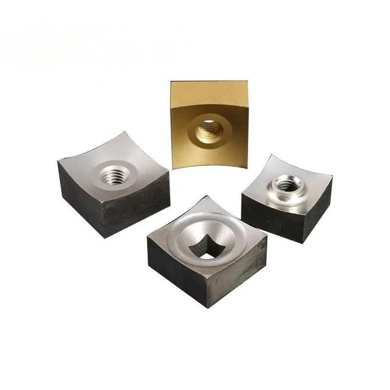 high performance square blade shredding plastic bottle