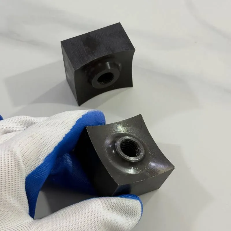 tire shredding blade heavy duty cut resistance action