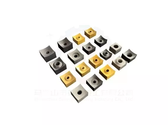 ヘビーティア・セレイティッド・ブレード